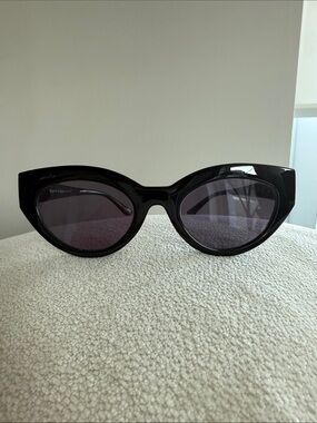 Black Cat-Eye Women's Sunglasses